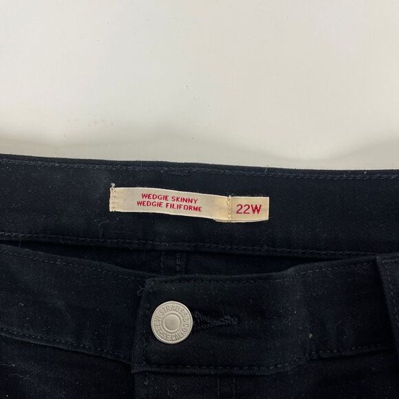 Levi’s Wedgie Skinny Fit Black Raw Hem Jeans - Picture 5 of 10